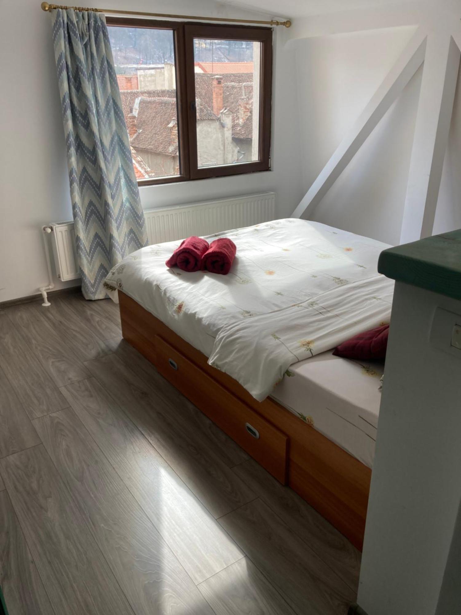 Fantasy Terasa Apartment Брашов Екстериор снимка