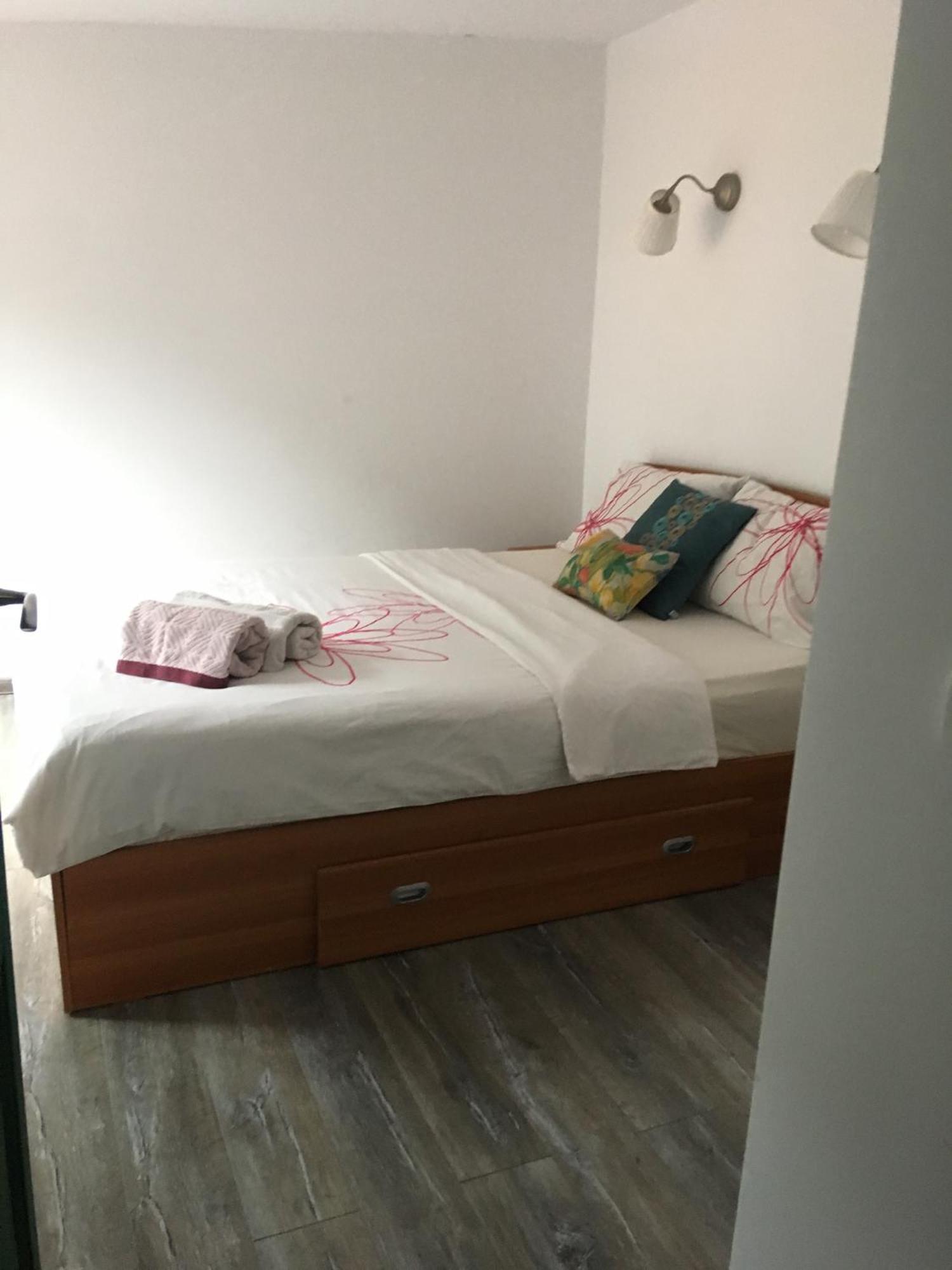 Fantasy Terasa Apartment Брашов Екстериор снимка